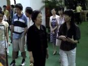 最高人民检察院常务副检察长,原广东省委常委、组织部长胡泽君参观视察国之瑰宝工艺馆